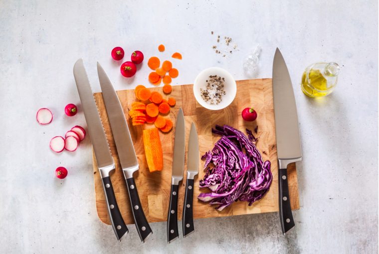 12 Thoughtful Housewarming Gift Ideas 12 Thoughtful Housewarming Gift Ideas - vacuum, stud finder, sheets, pizza stone, lawn care, housewarming, gift ideas, candle warmer