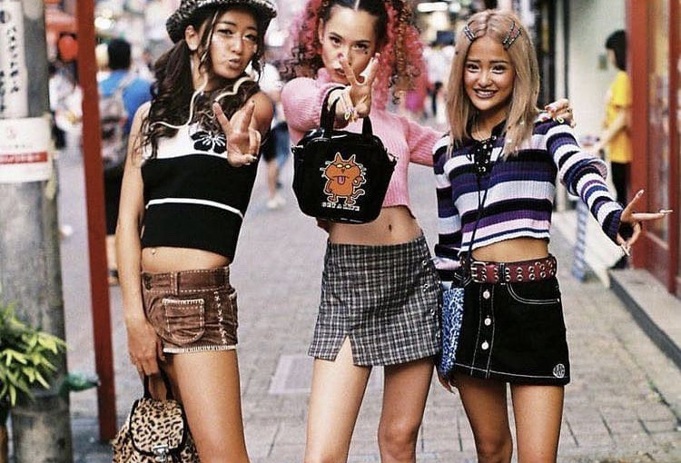 5 Y2K Fashion Trends That Are Making A Comeback 5 Y2K Fashion Trends That Are Making A Comeback - women, millennials, fashion, Clothing