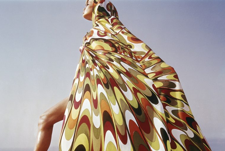 Top 5 Prints for the Summer Season Top 5 Prints for the Summer Season - tips, summer, Stripes, slogans, prints, paisley, floral, fashion, Clothing, camo