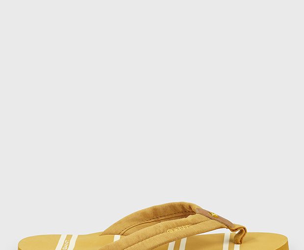 The Coolest Flip Flops To Go The Beach The Coolest Flip Flops To Go The Beach - style motivation, style, flip flops, fashion style, fashion, beach style, beach fashion