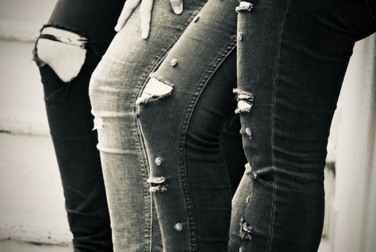 4 Types of Jeans for Short Women 4 Types of Jeans for Short Women - women, jeans, fashion