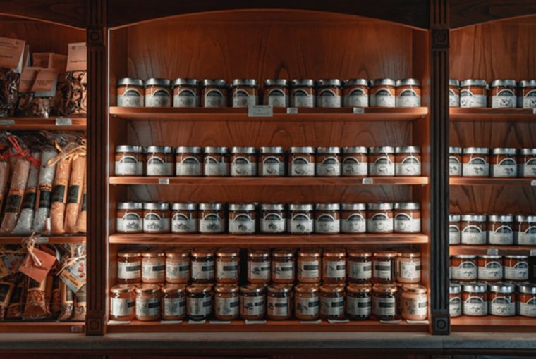 The Importance of Lighting in Visual Merchandising The Importance of Lighting in Visual Merchandising - merchandise, lighting, LED, incandescent, halogen, fluorescent