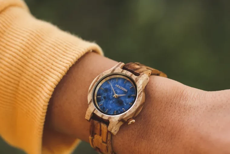 Unique And Chic Watches In Wood And Stone To Give As A Gift To Your Loved Ones Unique And Chic Watches In Wood And Stone To Give As A Gift To Your Loved Ones - wooden watches, watches, style motivation, style, stone watches, jewelry