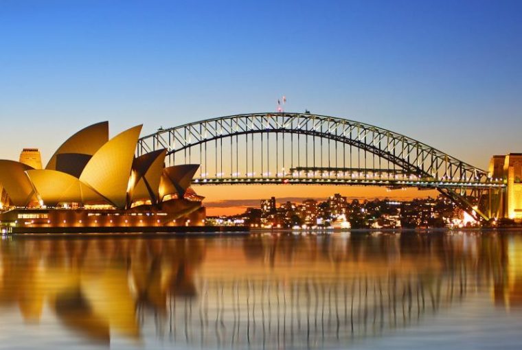 Sydney: The Metropolis of Oceania Sydney: The Metropolis of Oceania - Taronga Zoo, Sydney Tower, sydney, St Mary's Cathedral