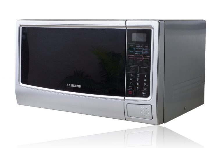 Tips On How to Choose and Buy Suitable Microwave for Your Kitchen - microwave, kitchen