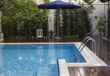 Pool Maintenance: Why It's Important To Keep Your Pool Clean - pool maintenance, pool, ph, cleaning, clean a pool