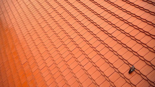 Expert Tips for Choosing the Right Roofing Company - roof, improvements, home