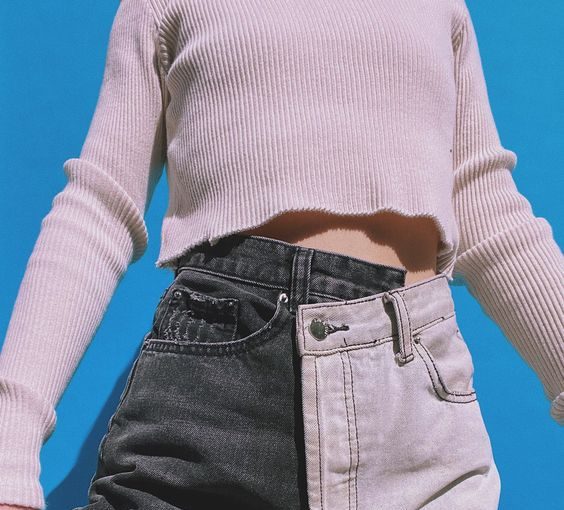 The Two-Tone Women's Jeans Trend That Will Sweep Your Attention Away This Winter 2022 - woman fashion, two-tone jeans outfits, two-tone jeans, style motivation, style, outfits, fashion style, fashion motivation, fashion