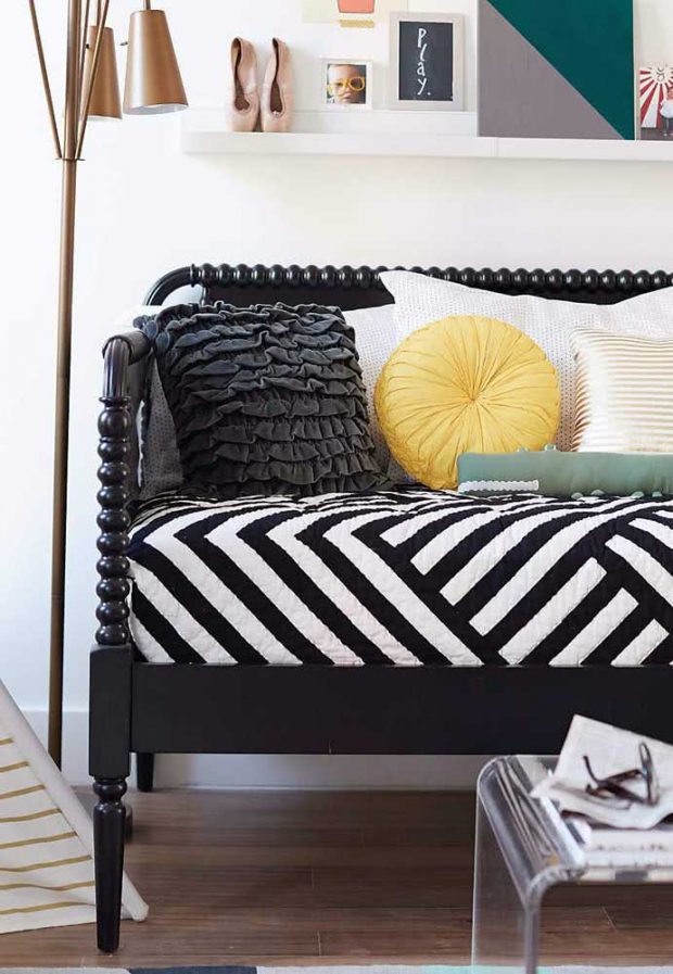 Super Creative Ideas To Build Your Own Printed Sofa