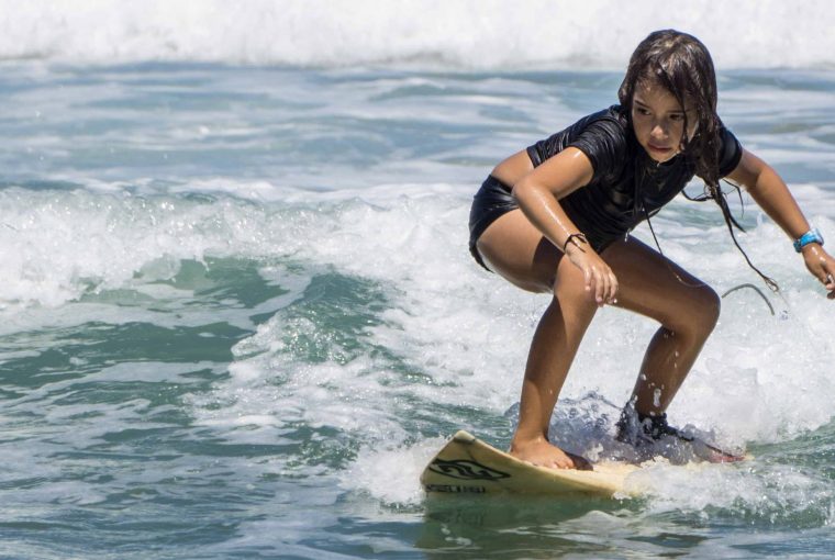 5 Things To Know When You Start Surfing - surfing, scouting, leash up, beach, ace the game