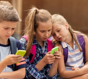 Steps to Take Before Giving Your Kid a Phone This Holiday Season - tips, phone, Lifestyle, kids, future