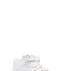 Which Of This Must-Haves White Sneakers Are The Trendiest This Year? - white sneakers 2022, white sneakers, trendy sneakers, style motivation, style, Sneakers, fashion trends, fashion style, fashion