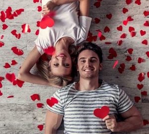 5 Tips for a Romantic Valentine’s Day at Home - Valentine's day, sensual massage, romantic, movie, menu, dessert