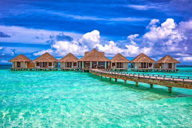 The Sand-Seeker: Exploring the World's Top Beach Destinations - travel, sand, philippines, maldives, hawaii, brazil, beach