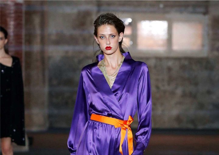 5 Trends That Are Coming In Fashion In 2022 5 Trends That Are Coming In Fashion In 2022 - xxl bags, trends, style motivation, style, satin fabric, new trends, multicolored vertical stripes, mini skirts, fashion trends, fashion style, fashion, citrus yellow color