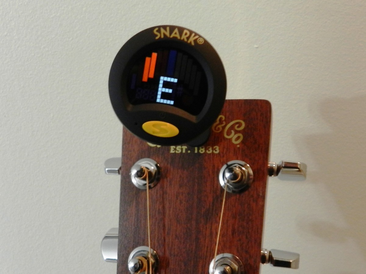 Essential Accessories for Your Acoustic Guitar