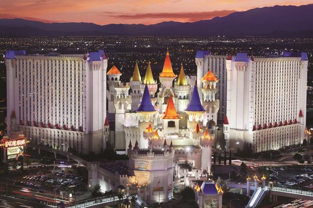 The Best Hotels to Stay at While in Las Vegas - travel, las vegas, hotel, best hotels