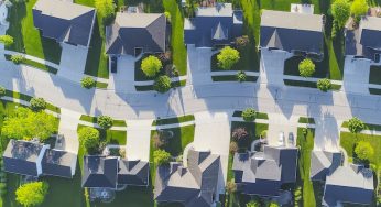 Ignoring These Neighborhood Signs When Buying a Home Can Cost You in the Future!