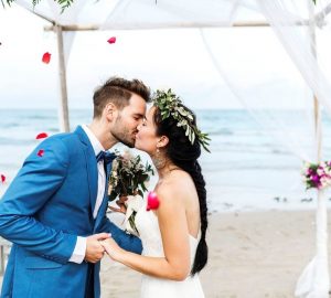 5 Dressing Tips For Beach Weddings - The Ultimate Guide - wedding, tips, Lifestyle, Dresses, beach
