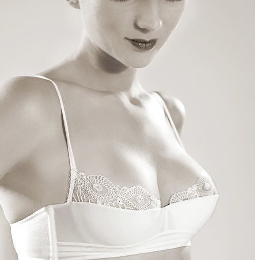 Sleeping with a bra, yes or no? Sleeping with a bra, yes or no? - style motivation, style, sleeping with a bra, lingerie, fashion, bra