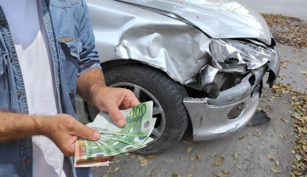 How Cash For Cars Hamilton Value Your Scrap Car