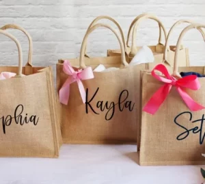The Best Bridesmaids Gifts For Summer Weddings - weddings, gifts, bridesmaids