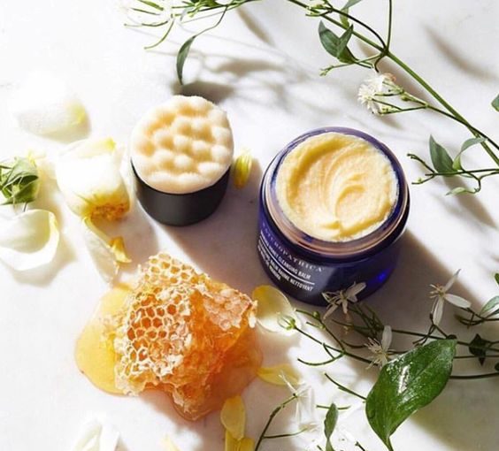 The Benefits Of Honey for Dry Skin The Benefits Of Honey for Dry Skin - the benefits of honey for dry skin, style motivation, skin glow, skin beauty, skin and beauty, honey and royal jelly for dry skin, dry skin, beauty