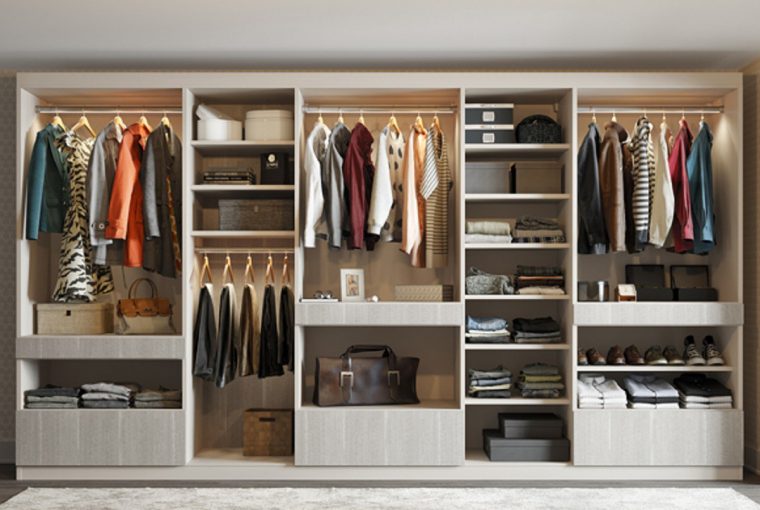 5 Minimalist Wardrobe Essentials 5 Minimalist Wardrobe Essentials - wardrobe, Sunglasses, light layer, jeans, essentials