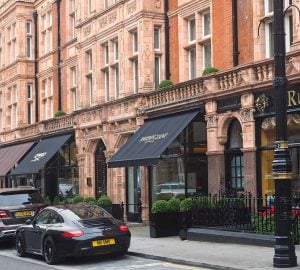 Is It Really Possible to Acquire an Office in Mayfair? - virtual office, tips, office, mayfair