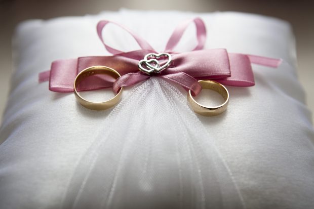 3 Tips To Choose A Good Wedding Ring - Wedding Ring, wedding, ring sizing, ring, jewelry