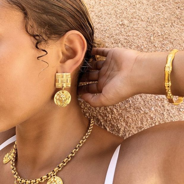 6 Jewelry Trends You Should Try Today - watches, trends, luxury, jewelry, crystal, chokers