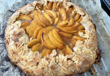 Would You Try This Tasty Peach Tart Recipe at Home? - style motivation, peach tart, peach galette, homemade recipe, food, Desserts, dessert recipes