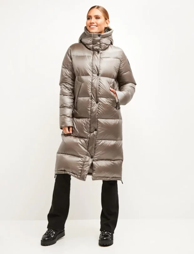 Long down coat – light, right and magically comfortable!