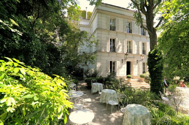 Charming Paris hotels to stroll through on September weekends and prolong the holiday spirit