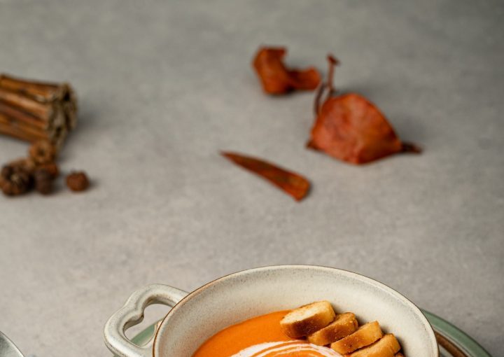 Recipe for a Healthy and Warming Butternut Squash Soup Recipe for a Healthy and Warming Butternut Squash Soup - style motivation, food and drinks, food, butternut squash soup with ginger, butternut squash soup