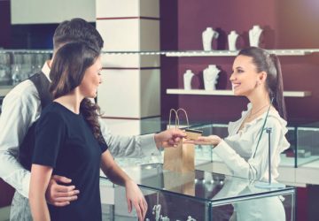 4 Things to Consider When Buying Jewelry for Someone - trending jewelry, Lifestyle, gift