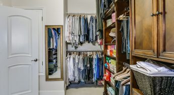 How To Organize Your Closet In 4 Easy Steps