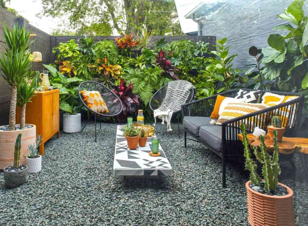 5 Impressive Backyard Upgrade Ideas for the Spring - patio, outdoors, dig a border, backyard