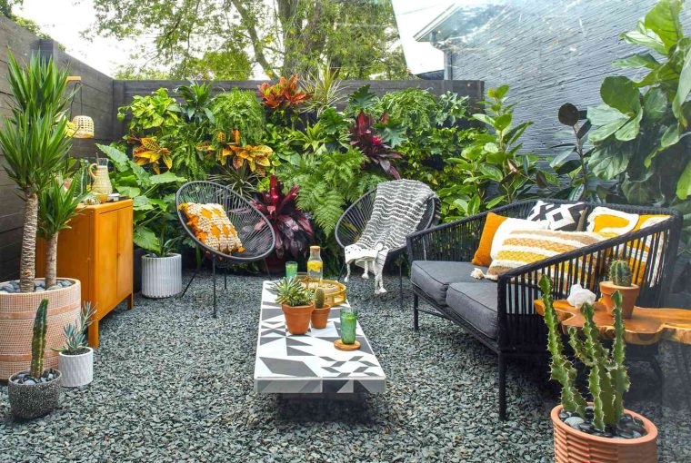 5 Impressive Backyard Upgrade Ideas for the Spring 5 Impressive Backyard Upgrade Ideas for the Spring - patio, outdoors, dig a border, backyard