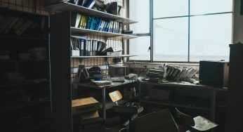 Junk Removal For Hoarders: 6 Guidelines For Overcoming Excessive Clutter