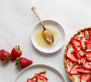 French Cuisine: Strawberry magic cake - style motivation, strawberry cake, recipes, french cuisine, fremch cake, food