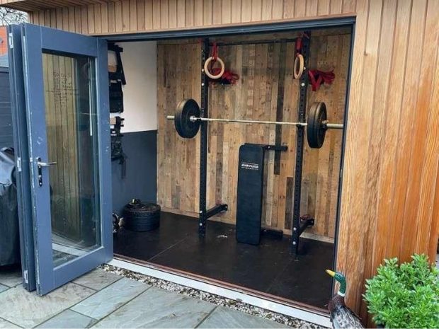 10 Examples of Home Gym Design - wall unit, vintage, rustic, modular, luxury, industrial, home gym, home design, compound, basement