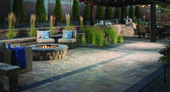 Expert Home Selling Tips: Maximize Your Home’s Value with Outdoor Appeal