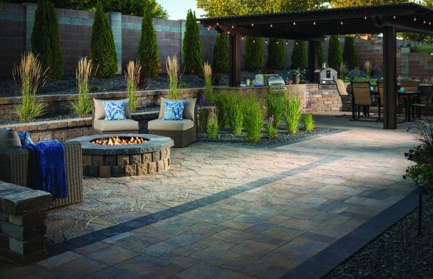 Residential & Commercial hardscape projects in Oregon and Washington with materials produced by CPM.