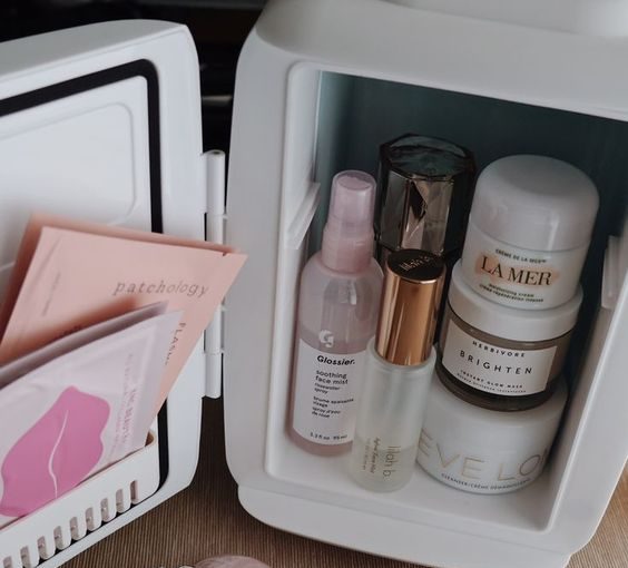 3 Beauty Gestures to Adopt to Refresh Overheated Skin 3 Beauty Gestures to Adopt to Refresh Overheated Skin - style motivation, style, overheated skin, beauty products, beauty gestures, beauty