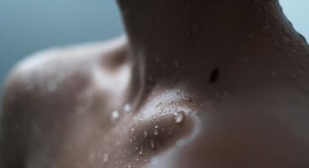 5 Tips on How to Avoid Chest Sweat