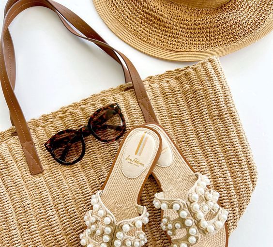 The Colors that Highlight the Summer Tan The Colors that Highlight the Summer Tan - trendy summer accessories, summer accessories, style motivation, style, fashion style, fashion, colors that highlght the summer tan