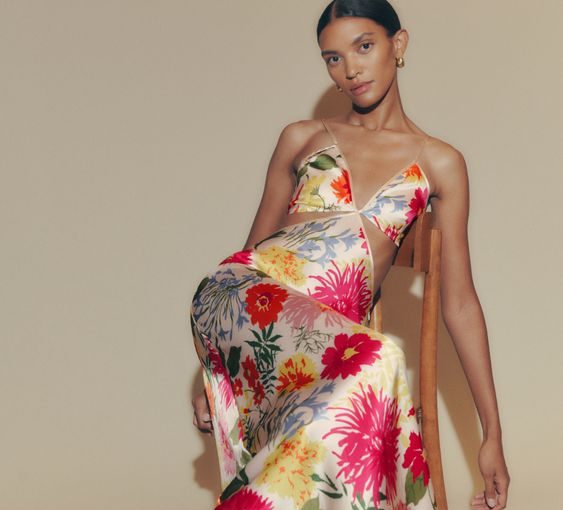 Effortlessly Chic - The Ultimate Guide to Summer Fashion Essentials Effortlessly Chic - The Ultimate Guide to Summer Fashion Essentials - summet clothes, summer outfits, style motivation, style, fashion style, fashion