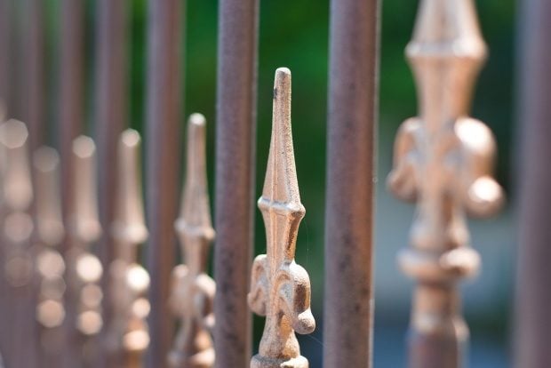 Essential Tips for Choosing the Right Fence for Your Home - style, home, fence, budget, architecture
