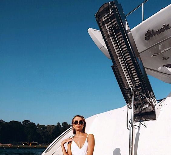 Set Sail in Style: Embrace the 'Yacht Girl Summer' Look Set Sail in Style: Embrace the 'Yacht Girl Summer' Look - yacht outfits, yacht outfit trends, yacht girl summer looks, style motivation, style, fashion